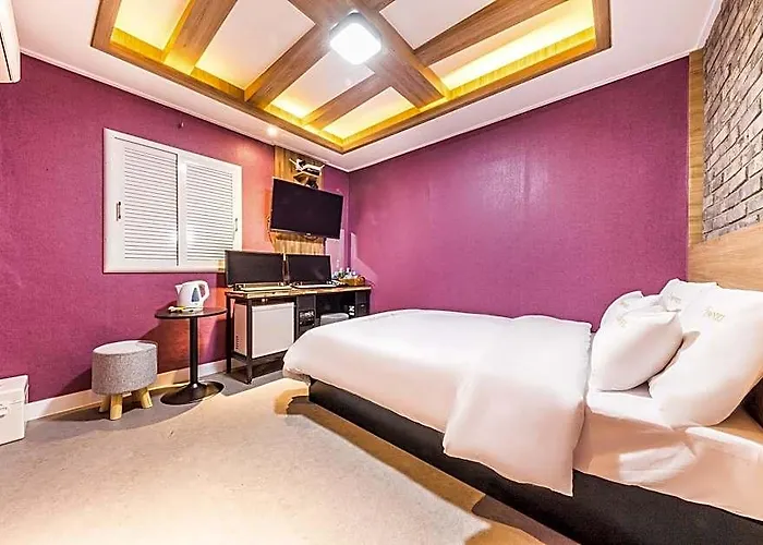 Yongsan Sharp 2* Seoul