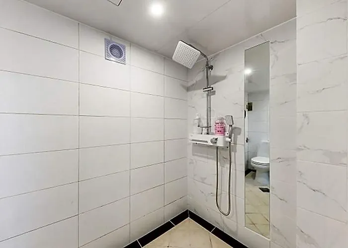 Yongsan Sharp Hotel