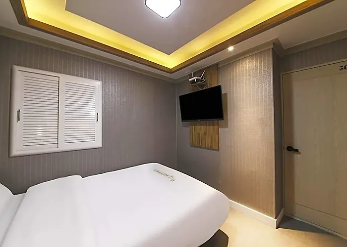 Yongsan Sharp 2* Seoul